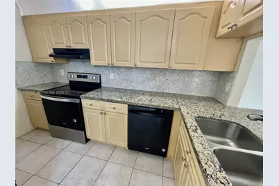 2642 Riverside Dr #2642, Coral Springs, FL 33065 - Photo 8