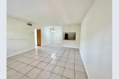 2642 Riverside Dr #2642, Coral Springs, FL 33065 - Photo 6