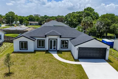5203 Birch Dr, Fort Pierce, FL 34945 - Photo 1
