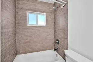 1807 SW 102nd Pl, Miami, FL 33165 - Photo 28