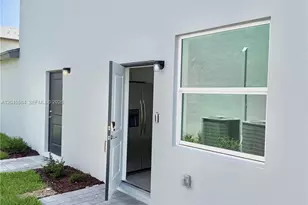 19678 SW 338 Terrace, Homestead, FL 33034 - Photo 2