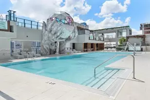 20 NE 11th St, Miami, FL 33132 - Photo 16