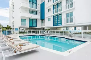 7600 Collins Ave, Miami Beach, FL 33141 - Photo 26