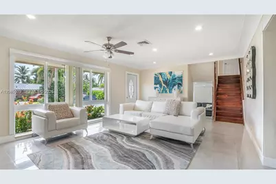 5211 NE 17th Ave, Fort Lauderdale, FL 33334 - Photo 6
