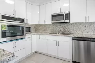5211 NE 17th Ave, Fort Lauderdale, FL 33334 - Photo 12