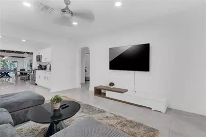 2827 Adams St, Hollywood, FL 33020 - Photo 2