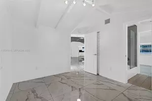15 NE 95th St, Miami Shores, FL 33138 - Photo 20