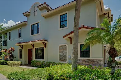 142 SW 127th Terrace, Plantation, FL 33325 - Photo 4