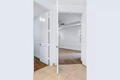 142 SW 127th Terrace, Plantation, FL 33325 - Photo 34
