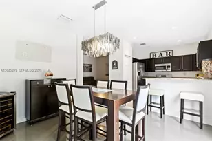 8925 W 33rd Ave, Hialeah, FL 33018 - Photo 10