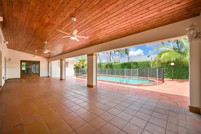 13562 SW 109th Pl, Miami, FL 33176 - Photo 36