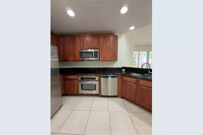 16100 Emerald Estates Dr #281, Weston, FL 33331 - Photo 12