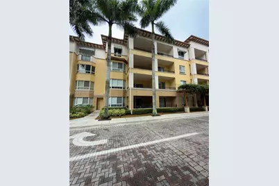 16100 Emerald Estates Dr #281, Weston, FL 33331 - Photo 2