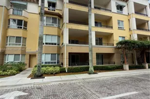 16100 Emerald Estates Dr, Weston, FL 33331 - Photo 2