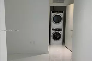 851 NE 1st Ave, Miami, FL 33132 - Photo 8