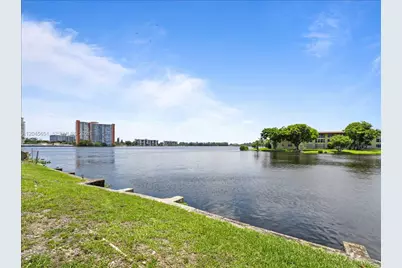 18900 NE 14th Ave #D106, Miami, FL 33179 - Photo 12