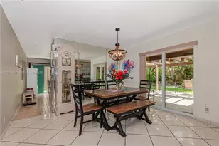 17617 NW 61st Ct N, Hialeah, FL 33015 - Photo 10