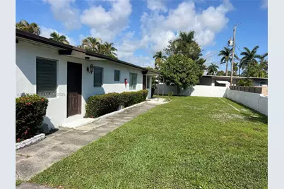 809 NE 2nd St Unit 1-2, Hallandale Beach, FL 33009 - Photo 1