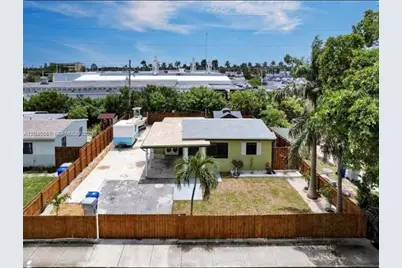 2730 NE 16th Ave #0, Pompano Beach, FL 33064 - Photo 1
