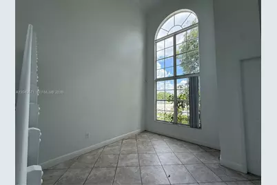 11024 SW 242nd St, Homestead, FL 33032 - Photo 4