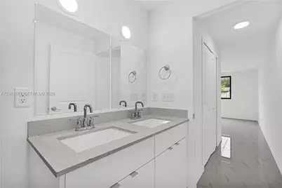 2731 NW 44th St #2731, Miami, FL 33142 - Photo 8