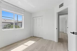 1030 NW 123rd Ct, Miami, FL 33182 - Photo 16