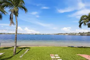 1030 NW 123rd Ct, Miami, FL 33182 - Photo 30