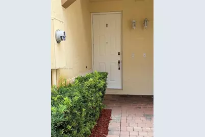 7432 Willow Grove Pl, Davie, FL 33314 - Photo 2