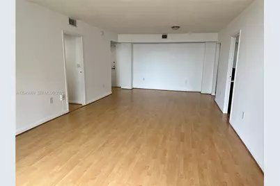 2333 Brickell Ave #1610, Miami, FL 33129 - Photo 2