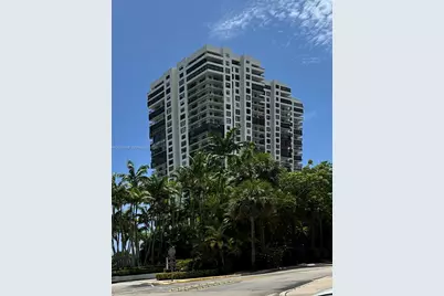 2333 Brickell Ave #1610, Miami, FL 33129 - Photo 24