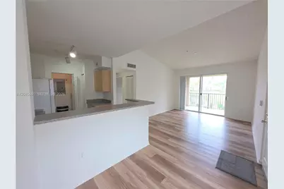8070 N Nob Hill Rd #208, Tamarac, FL 33321 - Photo 2