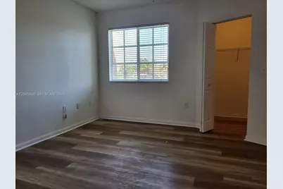 8070 N Nob Hill Rd #208, Tamarac, FL 33321 - Photo 8