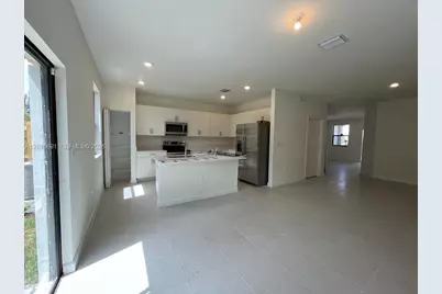 24522 SW 119th Pl #24522, Homestead, FL 33032 - Photo 2