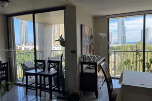 17600 N Bay Rd, Sunny Isles Beach, FL 33160 - Photo 12