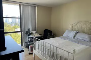 17600 N Bay Rd, Sunny Isles Beach, FL 33160 - Photo 20