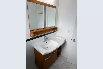 767 SW 9th St #202, Miami, FL 33130 - Photo 12