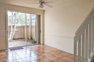 8853 SW 108th Pl, Miami, FL 33176 - Photo 10