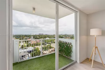 2000 NE 135th St #908, North Miami, FL 33181 - Photo 4