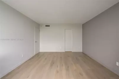 2000 NE 135th St #908, North Miami, FL 33181 - Photo 16