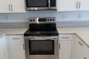 10100 SW 228th Terrace, Miami, FL 33190 - Photo 14