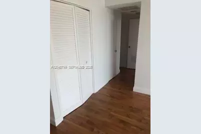 1000 West Ave #1427, Miami Beach, FL 33139 - Photo 4