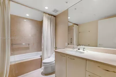 20155 NE 38th Ct #904, Aventura, FL 33180 - Photo 32