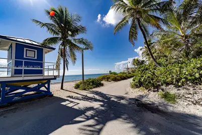 333 Palm St, Hollywood, FL 33019 - Photo 16