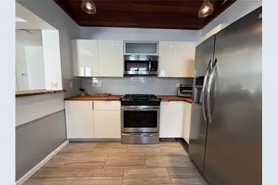 2112 SW 60th Ct, Miami, FL 33155 - Photo 6