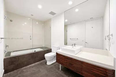 1100 Biscayne Blvd #4402, Miami, FL 33132 - Photo 14