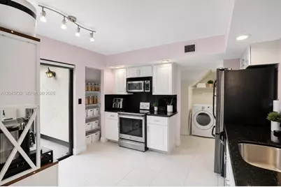 7758 La Mirada Dr #7758, Boca Raton, FL 33433 - Photo 2
