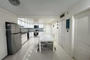 1351 NE Miami Gardens Dr, Miami, FL 33179 - Photo 2