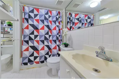 6041 W 24th Ave #B-111, Hialeah, FL 33016 - Photo 12