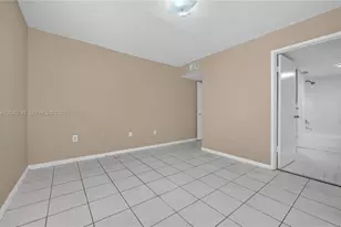 6041 W 24th Ave, Hialeah, FL 33016 - Photo 8