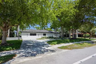 2500 Bayview Dr, Fort Lauderdale, FL 33305 - Photo 76